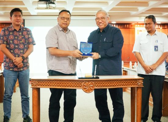 PT Sang Hyang Seri dan Bulog Kolaborasi Tingkatkan Produktivitas Pertanian dan Serapan Gabah Petani