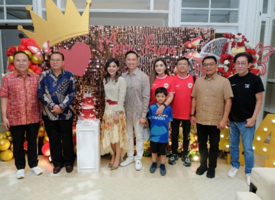 Rayakan Ulang Tahun Merry Riani Ke-44, AHY, Budi Karya, Moeldoko, Irwan Hidayat, Djoko Susanto  Hingga Anang-Ashanty Hadir Meriahkan Pesta