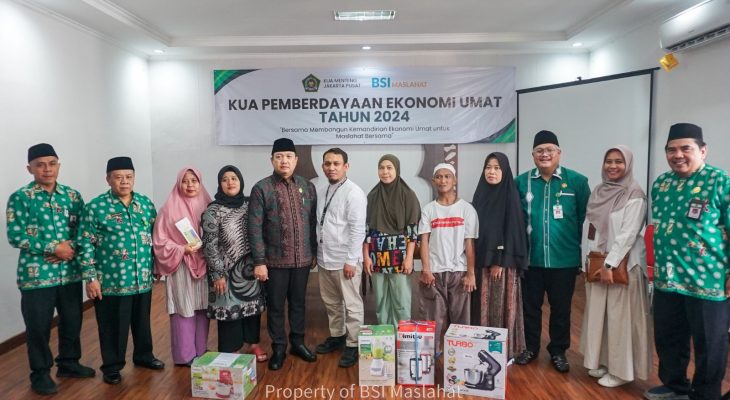 BSI Maslahat Serahkan Bantuan Peralatan Usaha kepada 20 UMKM Kecamatan Menteng Jakarta Pusat