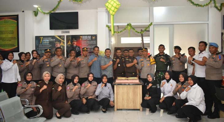 Kapolres Bireuen Berikan Kejutan Peringatan Hari Bhakti Adhyaksa ke 64