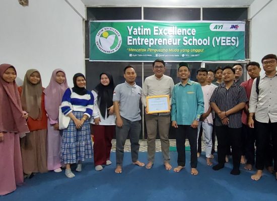 AYI Dan JNE Luncurkan Program YEES: Sukses Angkatan Pertama, Kini Angkatan Kedua Sekolah Pengusaha Yatim