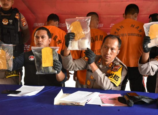 Polres Bireuen Tangkap Pengedar Sabu Asal Lhokseumawe 248,39 Gram Sabu Jadi Barang Bukti