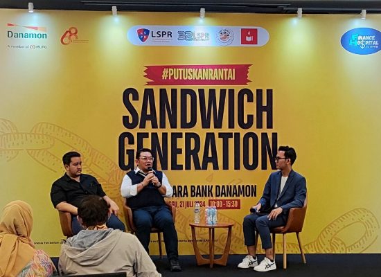 Danamon Rayakan HUT Ke-68 Melalui Talk Show Putuskan Rantai Sandwich Generation