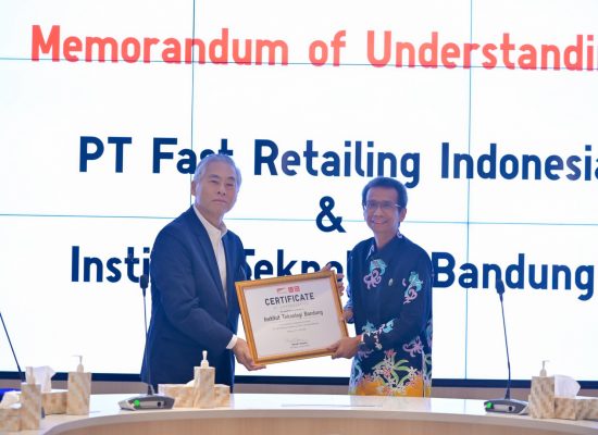UNIQLO Tandatangani Nota Kesepahaman dengan ITB, Hadirkan Program Beasiswa bagi Mahasiswa Berprestasi