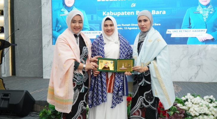 Pj. Ketua TP PKK Langkat Ny. Uke Faisal Hasrimy Pimpin Studi Tiru ke Batu Bara: Langkat Siap Terapkan Ilmu untuk Kesejahteraan Masyarakat