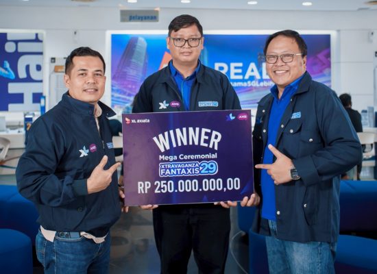 Program Kuis Xtravaganza/FantAXIS Pelanggan XL Axiata Asal Palembang Raih Hadiah Rp 250 Juta