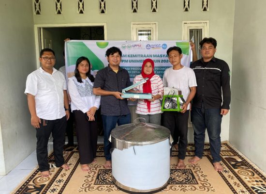 Tim PKM UNIMED Tingkatkan Produksi dan Promosi Opak Singkong di Desa Dalu 10 B