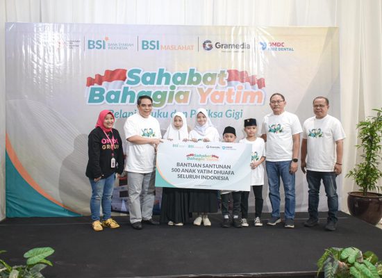 BSI Maslahat Selenggarakan Program Sahabat Bahagia Yatim Bersama BSI di Gramedia Matraman