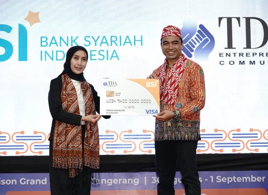 Perkuat Jaringan UMKM, BSI Gandeng Komunitas Pengusaha TDA Luncurkan Kartu Co-Branding