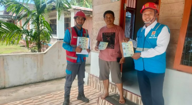 Peringati Hari Pelanggan Nasional, PLN UP3 Nias Sosialisasi Door to Door untuk Tingkatkan Pemahaman Bahaya Listrik