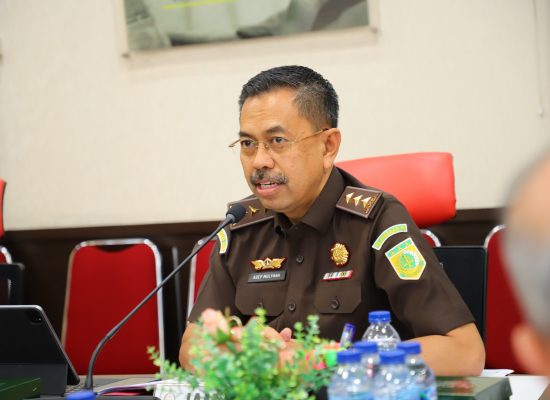 JAM-Pidum Prof. Dr. Asep Nana Mulyana Terapkan Keadilan Restoratif pada Perkara Pencurian di Poso