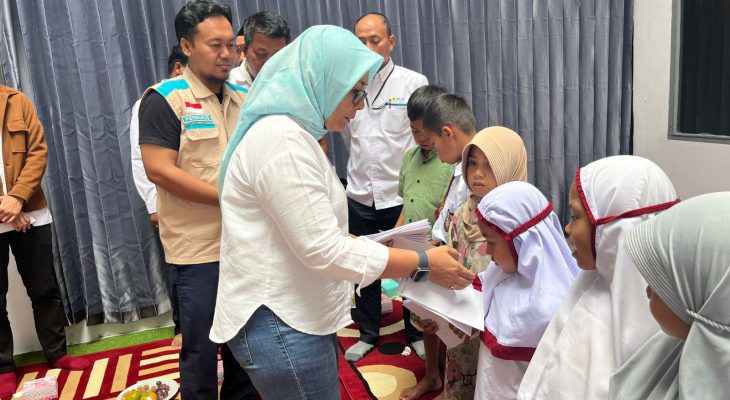 Kinerja 5 Tahun Kepemimpinan Erick Thohir, Kolaborasi YBM dan PLN UP3 Padangsidimpuan Gelar Program Sosial dan Berbagi Kebahagiaan Bersama Anak Yatim Dhuafa
