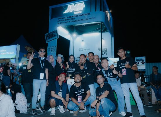 Semarak Konser Sheila On 7 “Tunggu Aku Di Medan” Bersama JNE