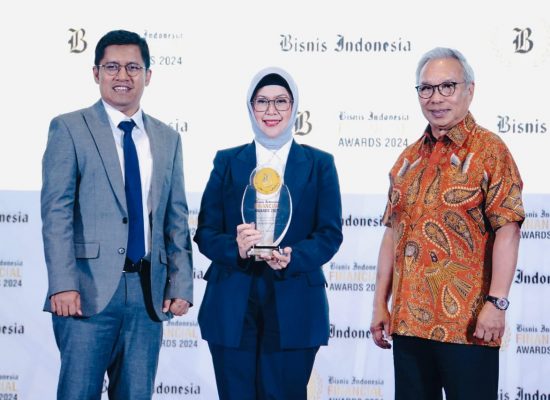 BSI Dinobatkan The Most Efficient Bank & Best Performance Bank Kategori Bank Syariah