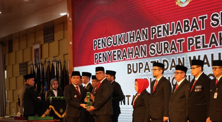 Kadishub Sumut Agustinus Panjaitan Dikukuhkan Sebagai Pjs Bupati Toba