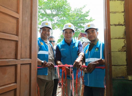 Kinerja 5 Tahun Dibawah Kepemimpinan Erick Thohir, PLN UP3 Rantauprapat Hadirkan Listrik 24 Jam di Desa Sungai Apung