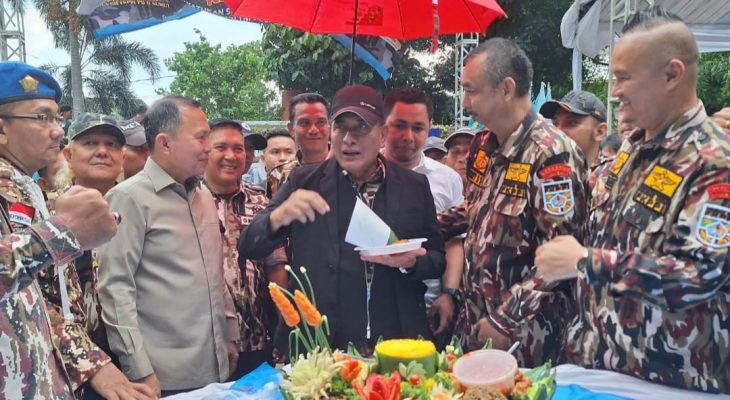 Letjen TNI (Purn) Edy Rahmayadi Potong Tumpeng HUT GM FKPPI ke 46 : “Kita Bukan Kaleng Kaleng, Jika Mengganggu, Ribak Sude!”