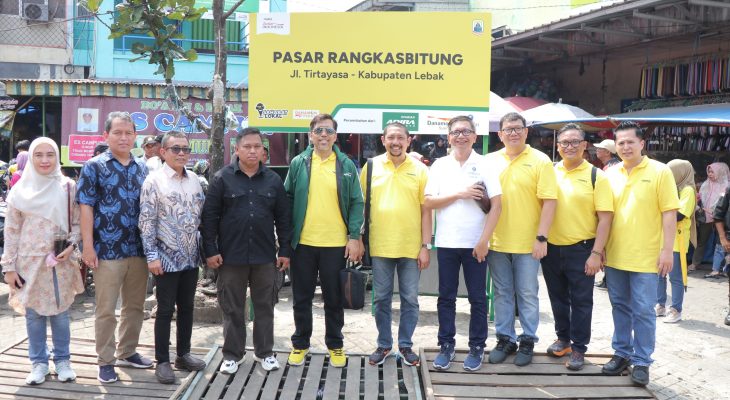 Dorong Pertumbuhan Ekonomi Lokal, Adira Finance Syariah, Danamon Syariah, dan Zurich Syariah Perdana Gelar Festival Pasar Rakyat (FPR) 2024 di Pasar Rangkasbitung