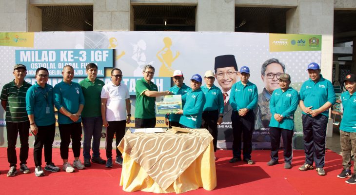 Resmikan SPKLU di Masjid Istiqlal, Adira Finance Bekerja Sama Dengan Istiqlal Global Fund