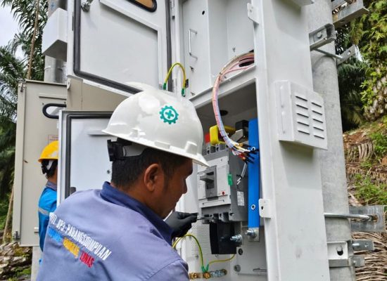 PLN UP3 Padangsidimpuan Dorong Industri Minyak Kelapa Sawit Gunakan Listrik PLN