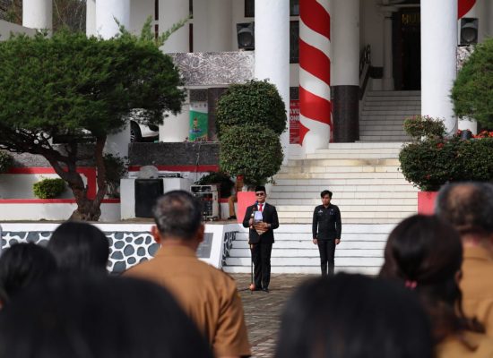 Pimpin Apel Gabungan, Pjs Bupati Toba Minta Percepatan Program APBD dan Tegaskan Netralitas ASN