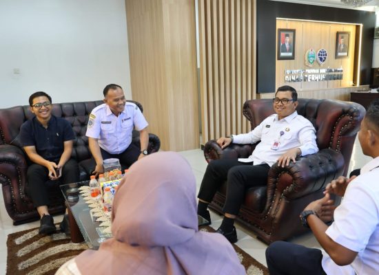 Audiensi GM Perum Damri, Kadishub Sumut Minta Damri Evaluasi Layanan dan Tingkatkan Inovasi Layanan Transportasi