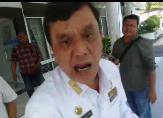 Serang Wartawan Saat Liputan, Kepala Inspektorat Deliserdang Edwin Nasution Arogan