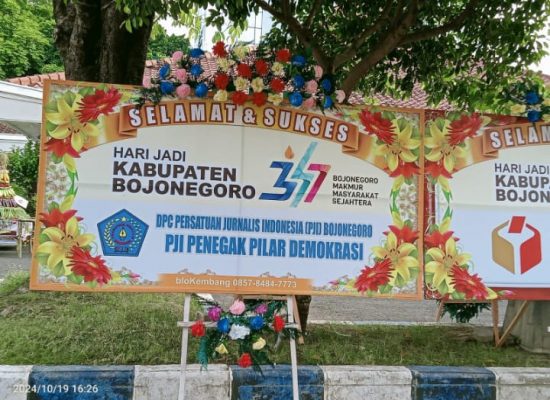 PJI Bojonegoro Ucapkan HJB ke-347 Dengan Karangan Bunga