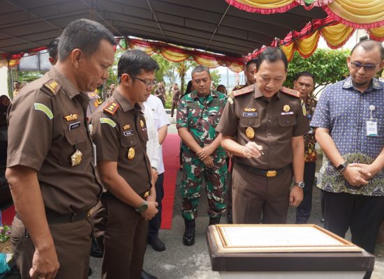 Kejaksaan Negeri Kabupaten Gorontalo Melaksanakan Penandatanganan Kerja Sama Antara BPJS Kesehatan Cabang  Gorontalo Dengan Klinik Pratama Adhyaksa