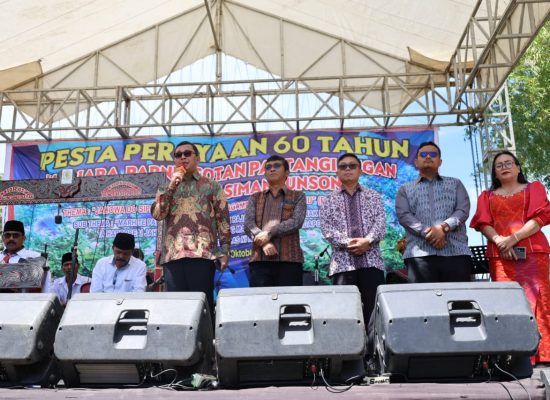 Pjs Bupati Toba Ajak Generasi Muda Simangunsong Aktif dalam Pembangunan Kabupaten Toba
