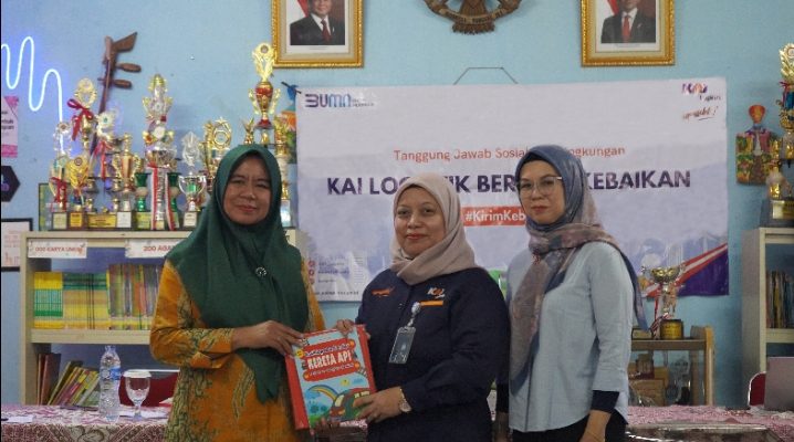 Tingkatkan Literasi, KAI Logistik Salurkan Lebih dari 1.000 Buku