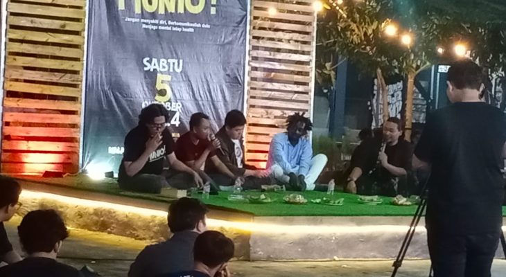 Undangan Terbuka Stikosa AWS di Acara MUNIO !
