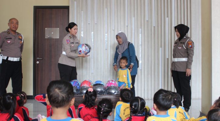 Satlantas Polresta Sidoarjo Edukasi Tertib Lalu Lintas Sejak Dini