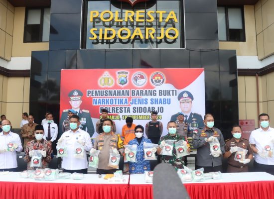 Polresta Sidoarjo Musnahkan Barang Bukti Sabu Senilai Rp 30 Miliar