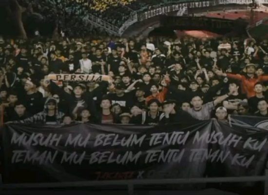 Imbauan Persija Tak Mempan, Jakmania Tetap Berangkat ke Surabaya