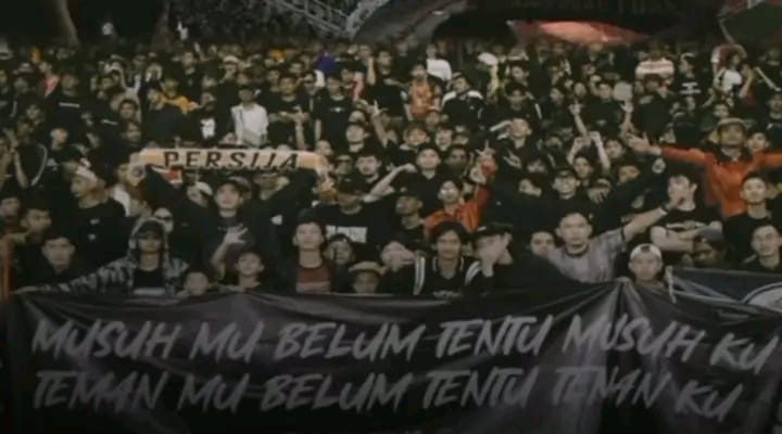 Imbauan Persija Tak Mempan, Jakmania Tetap Berangkat ke Surabaya