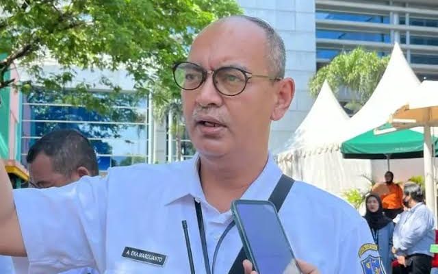 Terkait Pohon Tumbang Yang Menimpa Pimpinan Redaksi Media Sekretaris DLH Surabaya Angkat Bicara