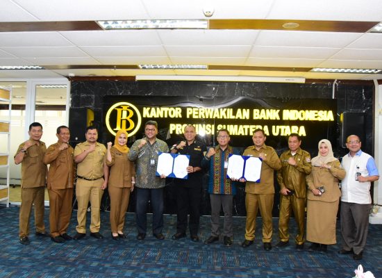 Pj. Bupati Langkat terima Mobil Operasional dari Bank Indonesia sebagai Penghargaan atas Keberhasilan Kendalikan Inflasi
