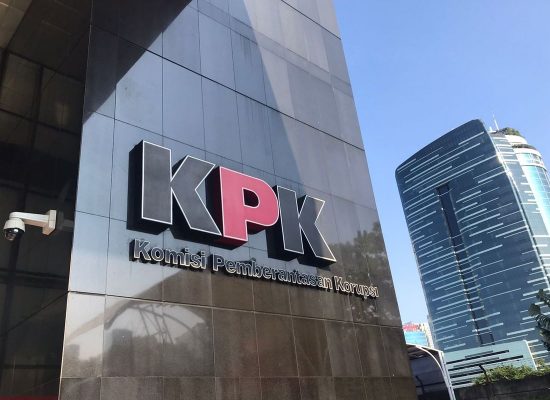KPK Klarifikasi soal 2 Tersangka Kasus CSR BI