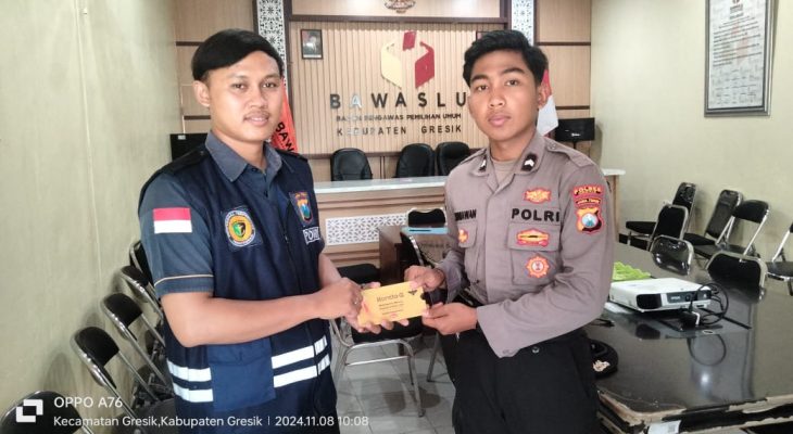 Polres Gresik Periksa Kesehatan Petugas Pengamanan KPU dan Bawaslu