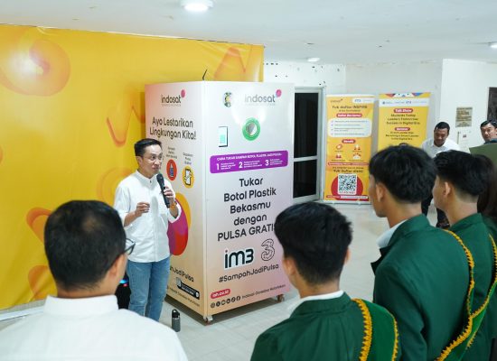 Indosat Ooredoo Hutchison Luncurkan Program CSR “Sampah Jadi Pulsa” di Universitas Sumatra Utara: Solusi Inovatif untuk Lingkungan Bersih dan Digitalisasi Kampus