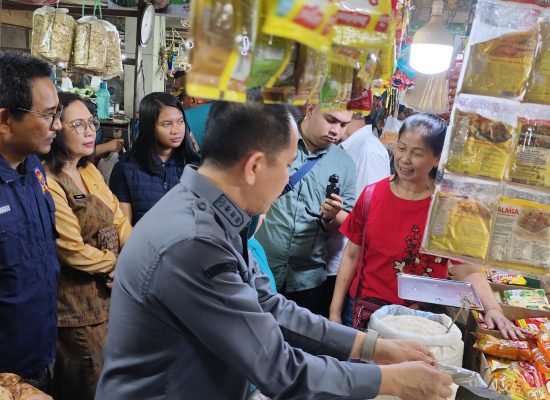 KPPU Kanwil I Sidak Pasar Petisah Medan Dalam Rangka Stabilisasi Harga & Ketersediaan Bahan Kebutuhan Pokok