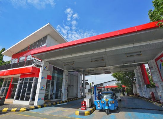 Dukung Target NZE, PGN Pasang Converter Kit BBG untuk 67 Taksi Online