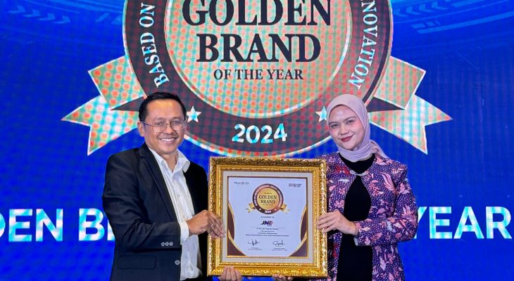 JNE Raih Penghargaan Golden Brand of The Year 2024