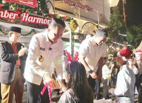 Pj Gubsu Luncurkan Tanda Perayaan Natal se-Sumut