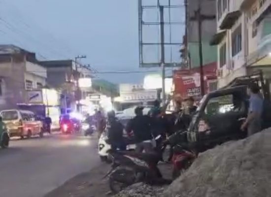 Bentrokan Antara Dua Kelompok Ormas Pecah di Jalinsum Kota Perbaungan