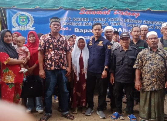 Anggota DPRD Madina, Wildan S.H, turun menjemput dan menyerap aspirasi warga Desa Gunung Godang