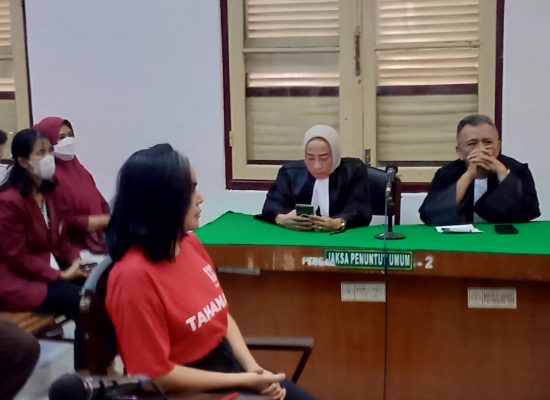 Hakim Tolak Eksepsi Selebgram Ratu Entok, Sidang Kasus Penistaan Agama Berlanjut