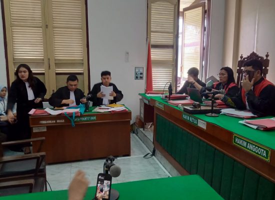 Rampok Uang Nasabah Rp5 Miliar, Pegawai BRI Medan Putri Hijau Dituntut 8 Tahun Penjara