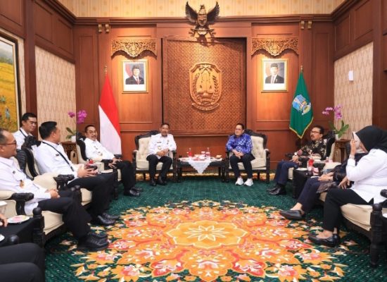 Kakanwil Kemenkum & Pj. Gubernur Jatim Bahas Kolaborasi di Bidang Hukum, HAM, Imigrasi dan Pemasyarakatan